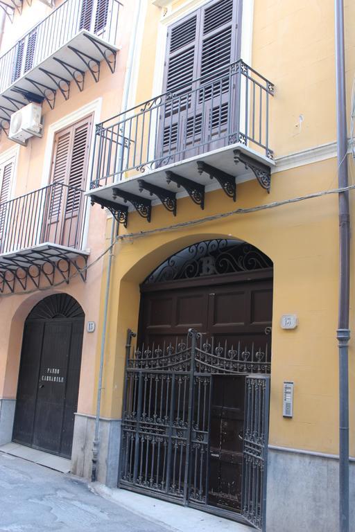 Apartment Basile Palermo Oda fotoğraf